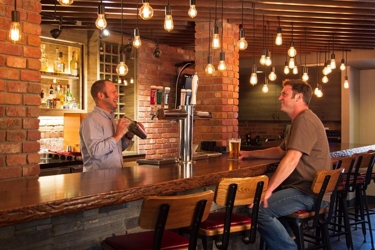 Food & Drinks 5, The Lodge at Arrow Lakes, Central Kootenay