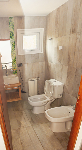 Bathroom 4, La Cascadita, Bariloche