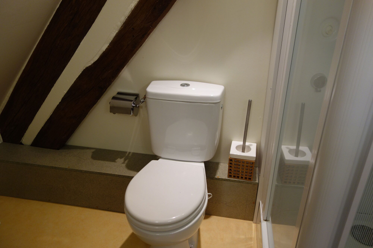 Bathroom 4, Le Fassardy - Chambre d'Hôtes, Indre