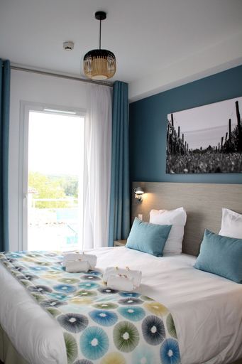 Bedroom 3, Residence Les Coteaux de Jonzac, Charente-Maritime