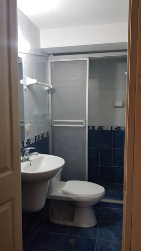 Bathroom, Hotel Santa Beatriz, Cusco