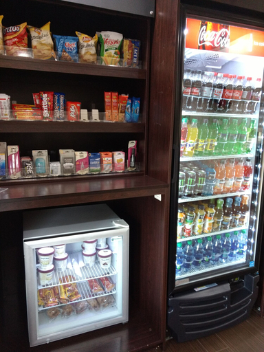 Food & Drinks 5, Comfort Suites Johnson City near University, Washington