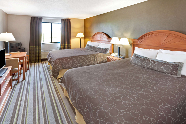 Bedroom 3, Super 8 by Wyndham South Bend, Saint Joseph