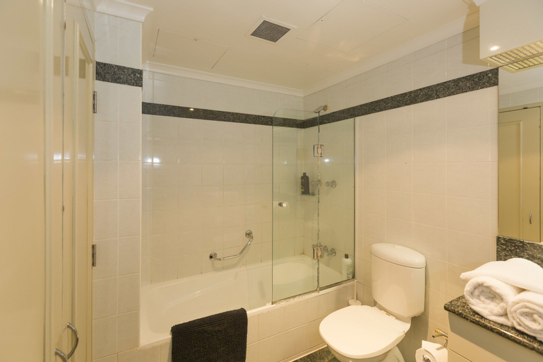 Bedroom 4, Stunning 2 Bedroom Apartment, Sydney