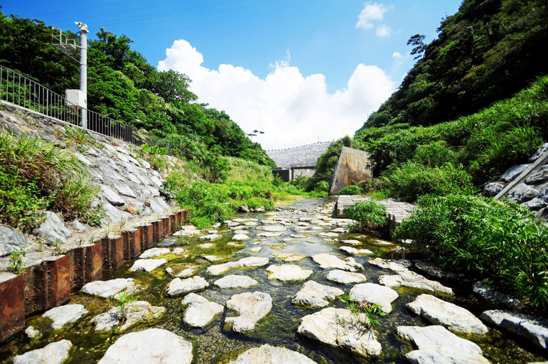 Others 4, Makiya Tokusukeya, Nago