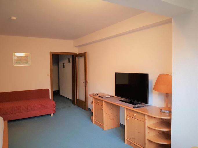 Bedroom 2, Hotel Nockalm, Spittal an der Drau