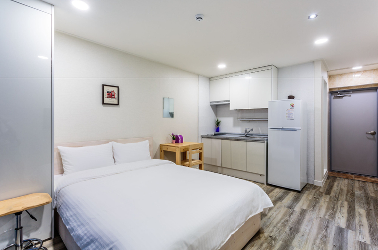 Bedroom 3, Amantov Pension, Seogwipo