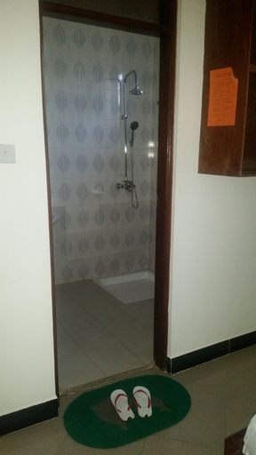 Bathroom 5, Mexico Lodge, Kinondoni
