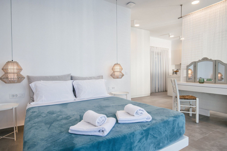 Bedroom 3, Fiore Suites, Ionian Islands