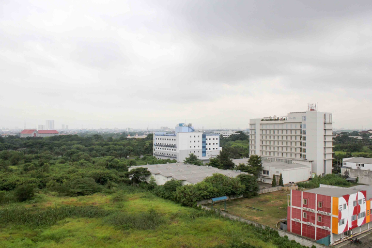 Exterior & Views, Cozy And Spacious Studio At The Enviro Apartment, Cikarang