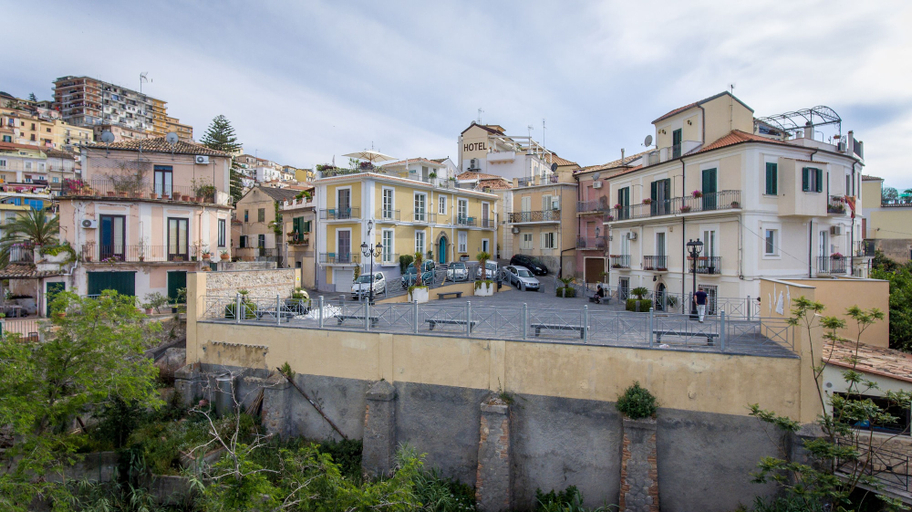 Exterior & Views 2, Piccolo Grand Hotel, Vibo Valentia