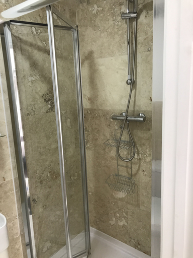 Bathroom 3, St George Hotel, Norfolk