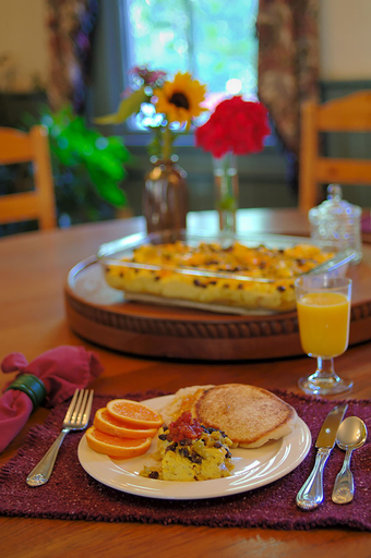 Food & Drinks 5, Elk Mountain Lodge, Gunnison