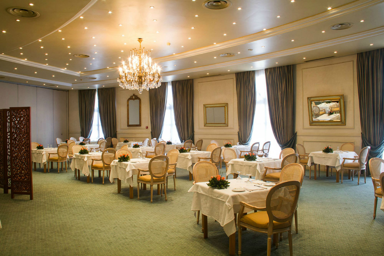 Food & Drinks 5, Hotel Acropole Tunis, Cité El Khadra