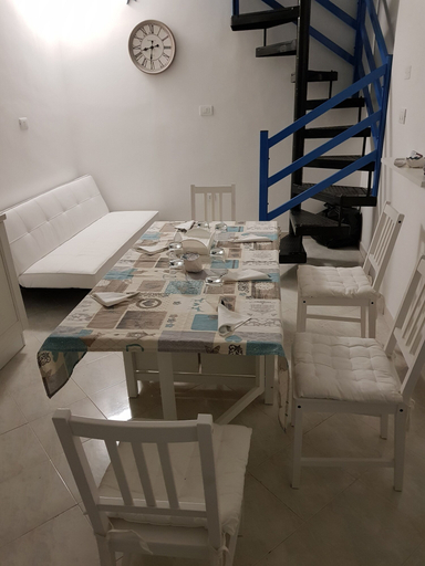 Others 4, La Conchiglia Monopoli, Bari