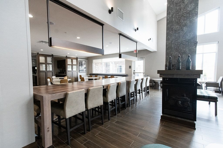 Food & Drinks 5, Residence Inn by Marriott Tulsa Midtown, Tulsa