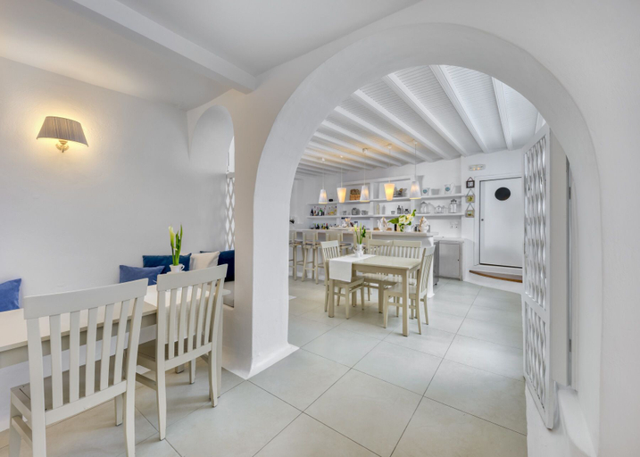 Food & Drinks 4, Carbonaki Hotel, South Aegean