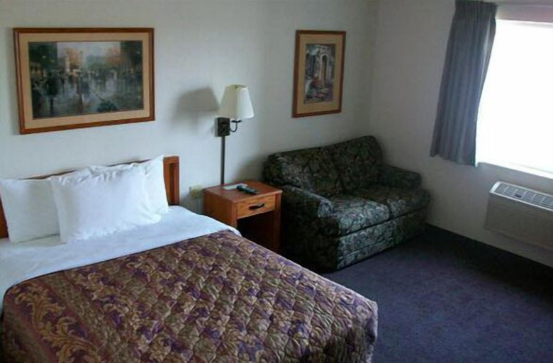 Bedroom 3, New Prague Inn & Suites, Le Sueur