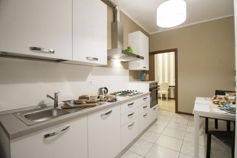 Others 5, Olmo Apartment, Como