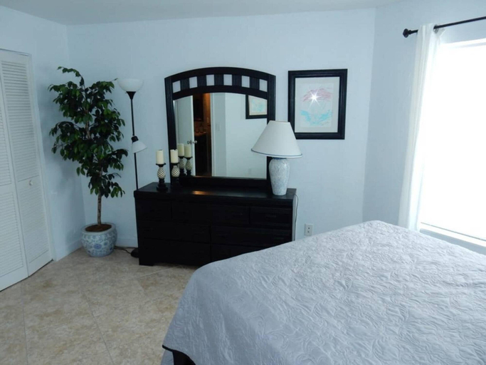 Bedroom 2, Modern Atrium Drive Condo, Orange