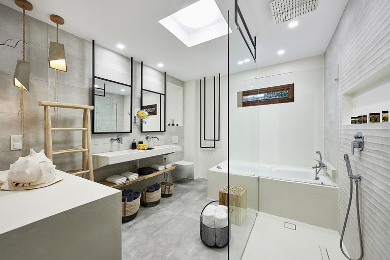 Bathroom 5, Luxury Villa Margarita, Crete