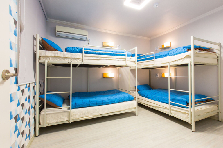 Bedroom 2, Oh Blue Guesthouse - Hostel, Mapo