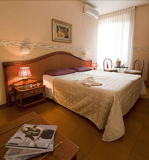 Bedroom 3, Hotel Victoria, Florence