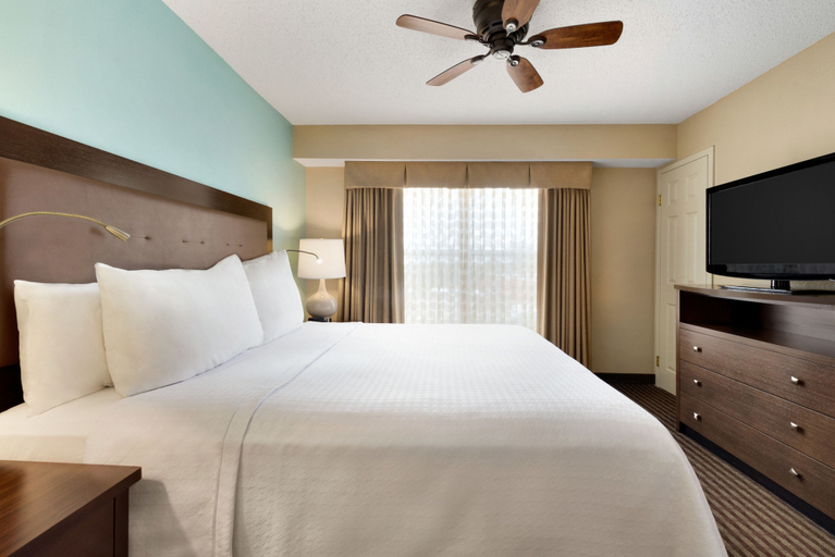 Bedroom 3, MainStay Suites, Kent