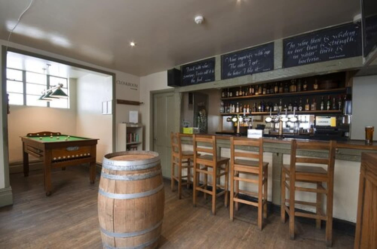 Food & Drinks 4, The White Hart Inn, Gloucestershire