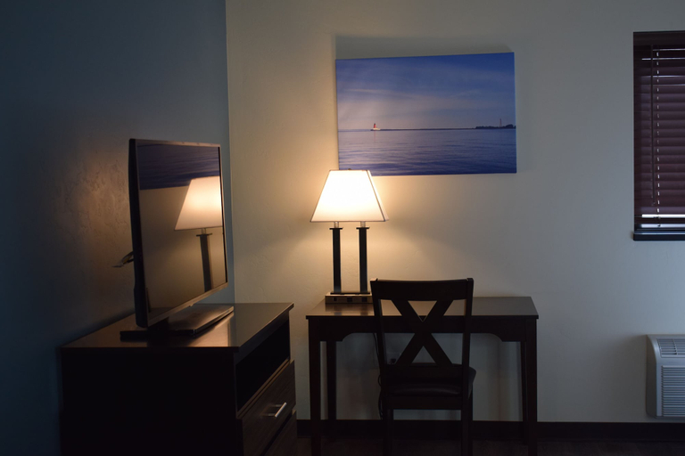 Others 5, Menominee River Extended Stay Hotel, Marinette