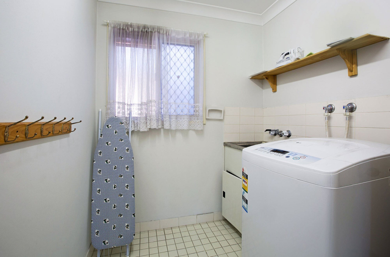 Bathroom 4, Nightcap at Hinterland Hotel, Gold Coast