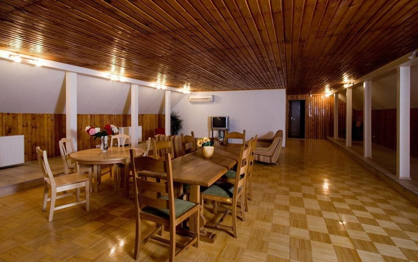 Food & Drinks 5, Haeska Manor, Ridala