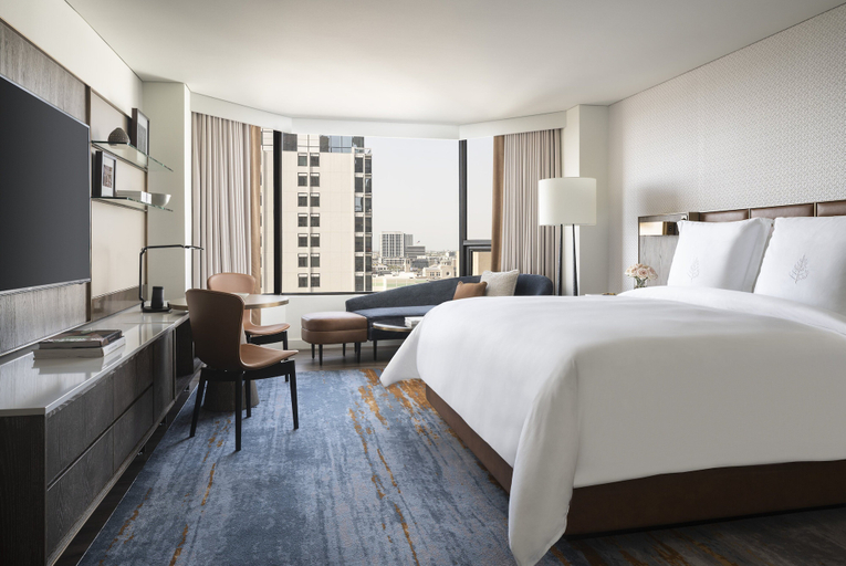 Bedroom 3, Four Seasons Hotel Houston, Houston