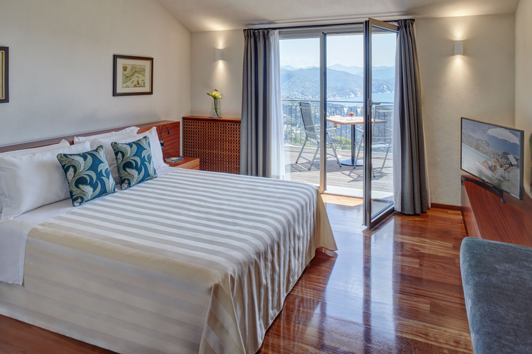 Bedroom 27