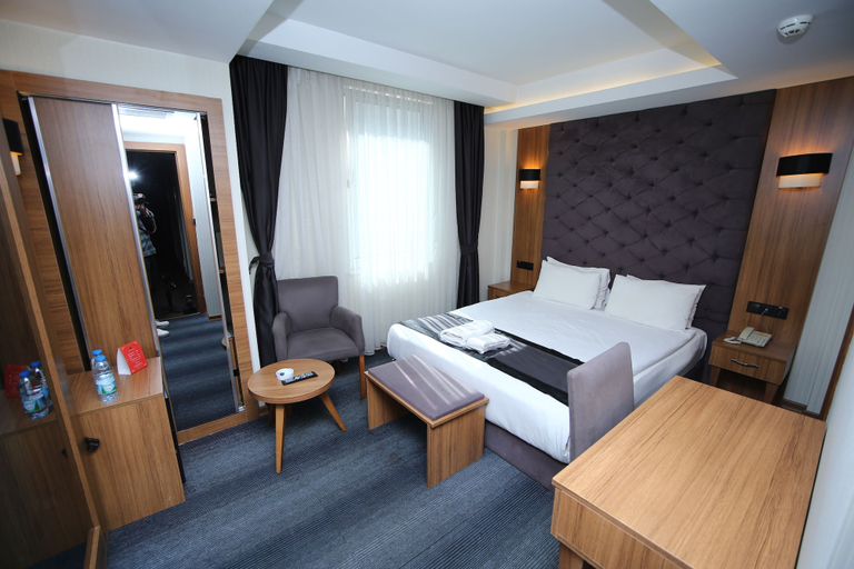 Bedroom 2, Grand Silay Hotel, Çankaya