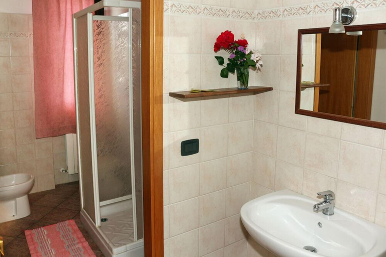 Bathroom 4, Agriturismo gli Etruschi, Livorno