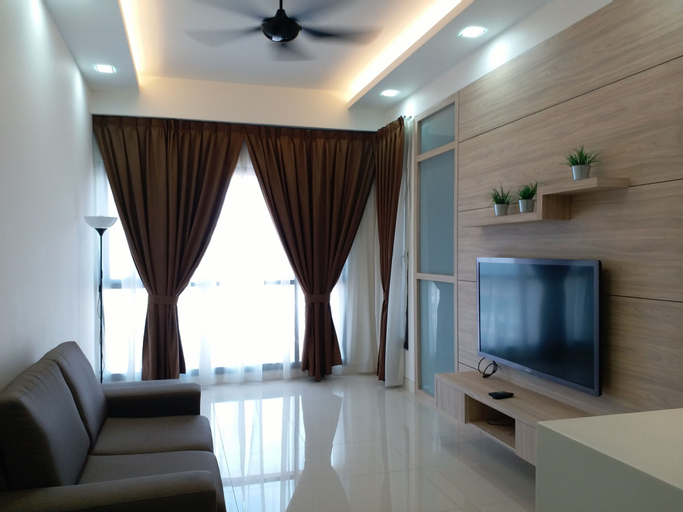 Dashing 1BR Next To Surian MRT 31, Petaling Jaya