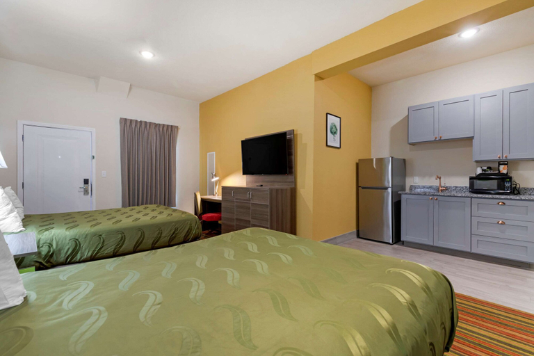 Bedroom 3, Quality Inn & Suites Elgin, Bastrop