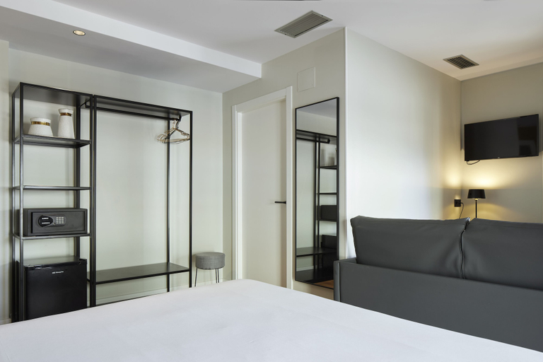 Bedroom 4, Hotel Arrizul Beach, Guipúzcoa