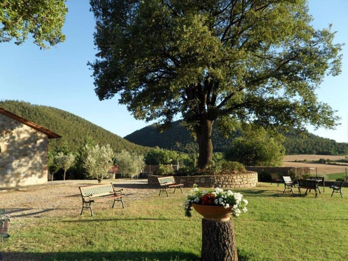 Others 5, Il Colombaio Agriturismo, Terni