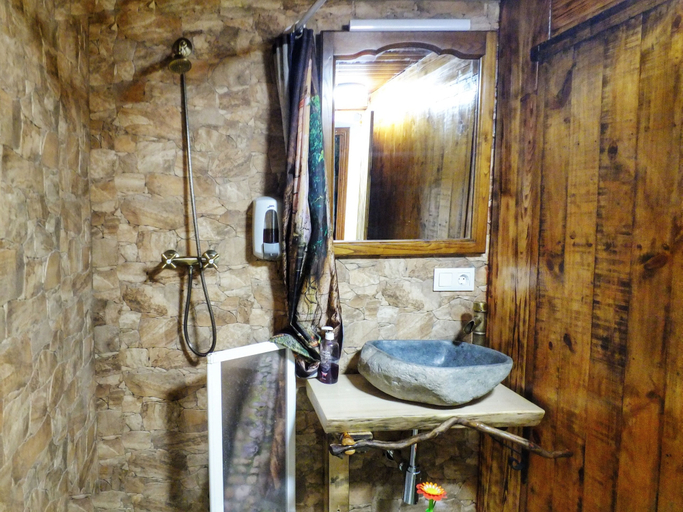 Bathroom, Casa rural Quevedo, Salamanca