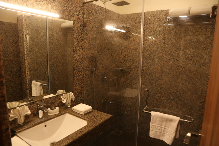 Bathroom, Maharaja Ganga Mahal, Bikaner