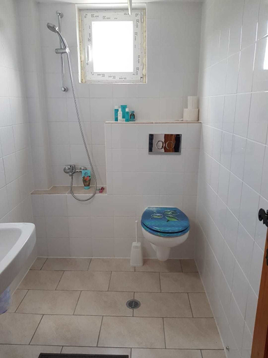 Bathroom 3, Filos, Attica