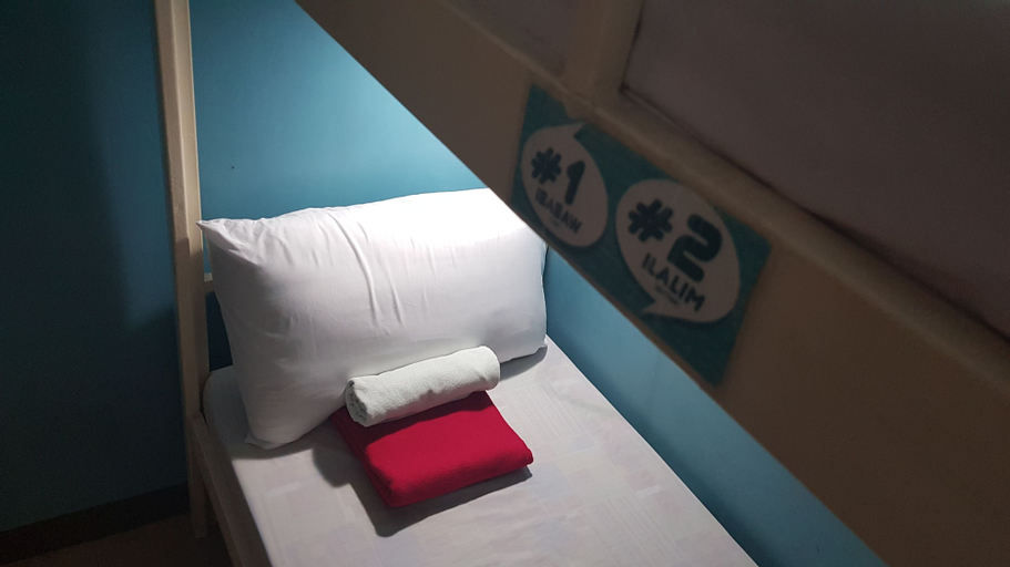Bedroom 4, Crossroads Hostel Manila, Mandaluyong