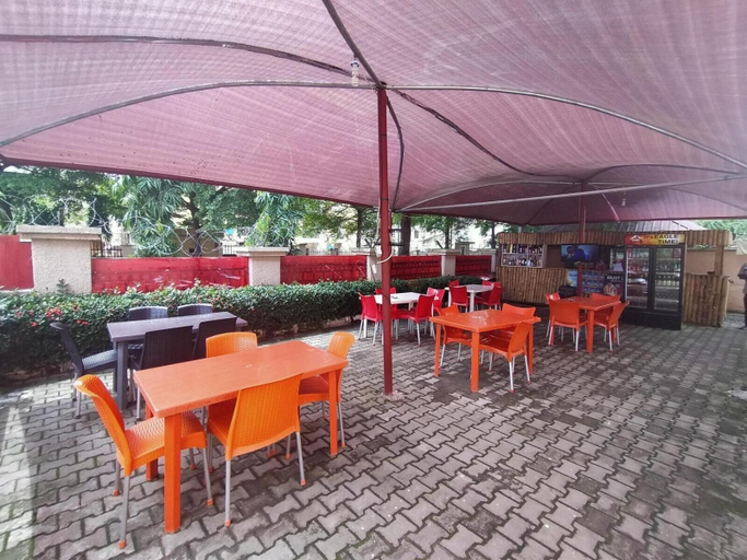 Food & Drinks 4, Pameec Luxury Suites Utako, AbujaMun