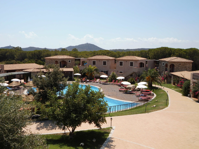Exterior & Views 2, S'Incantu Resort, Cagliari