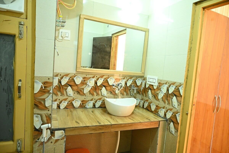Bathroom 3, Khwabeeda Stays, Kullu