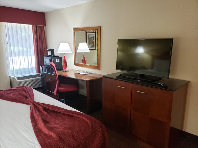 Bedroom 4, A Victory Hotel & Suites, Oakland