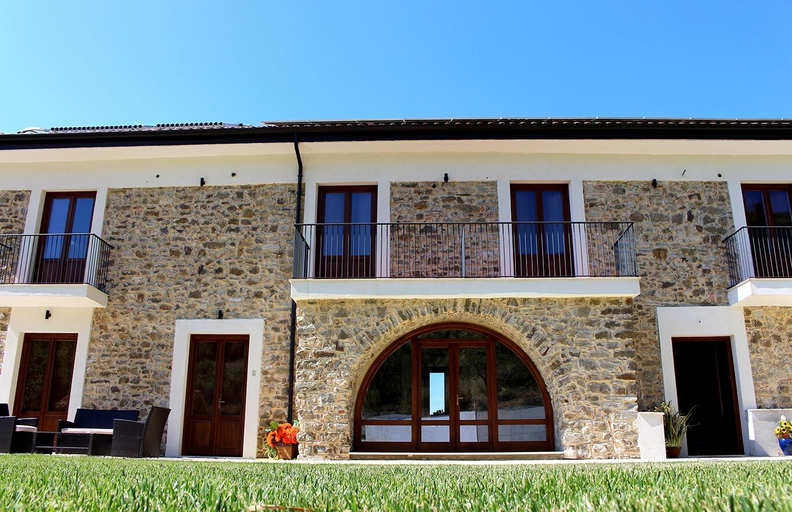 Exterior & Views 2, Casale Acquaviva, Salerno
