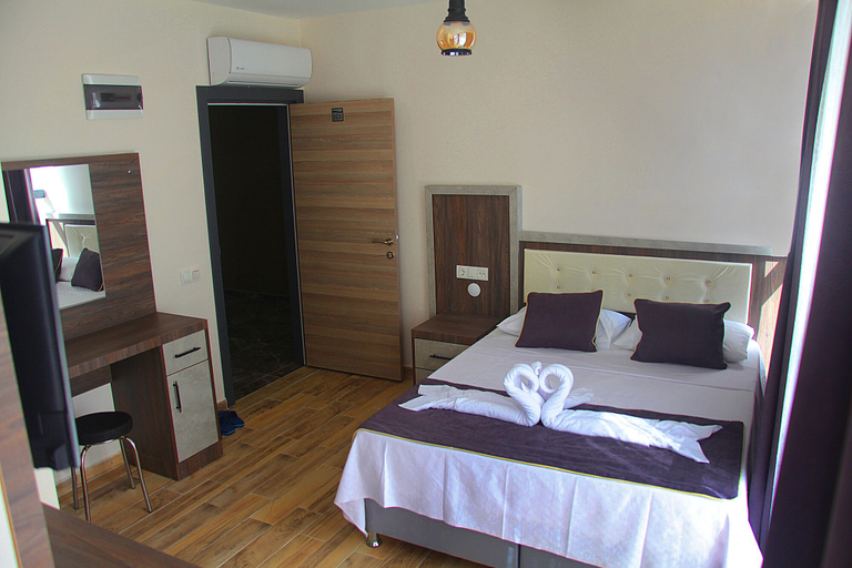 Bedroom 4, Comfort Basaran Otel, Antalya